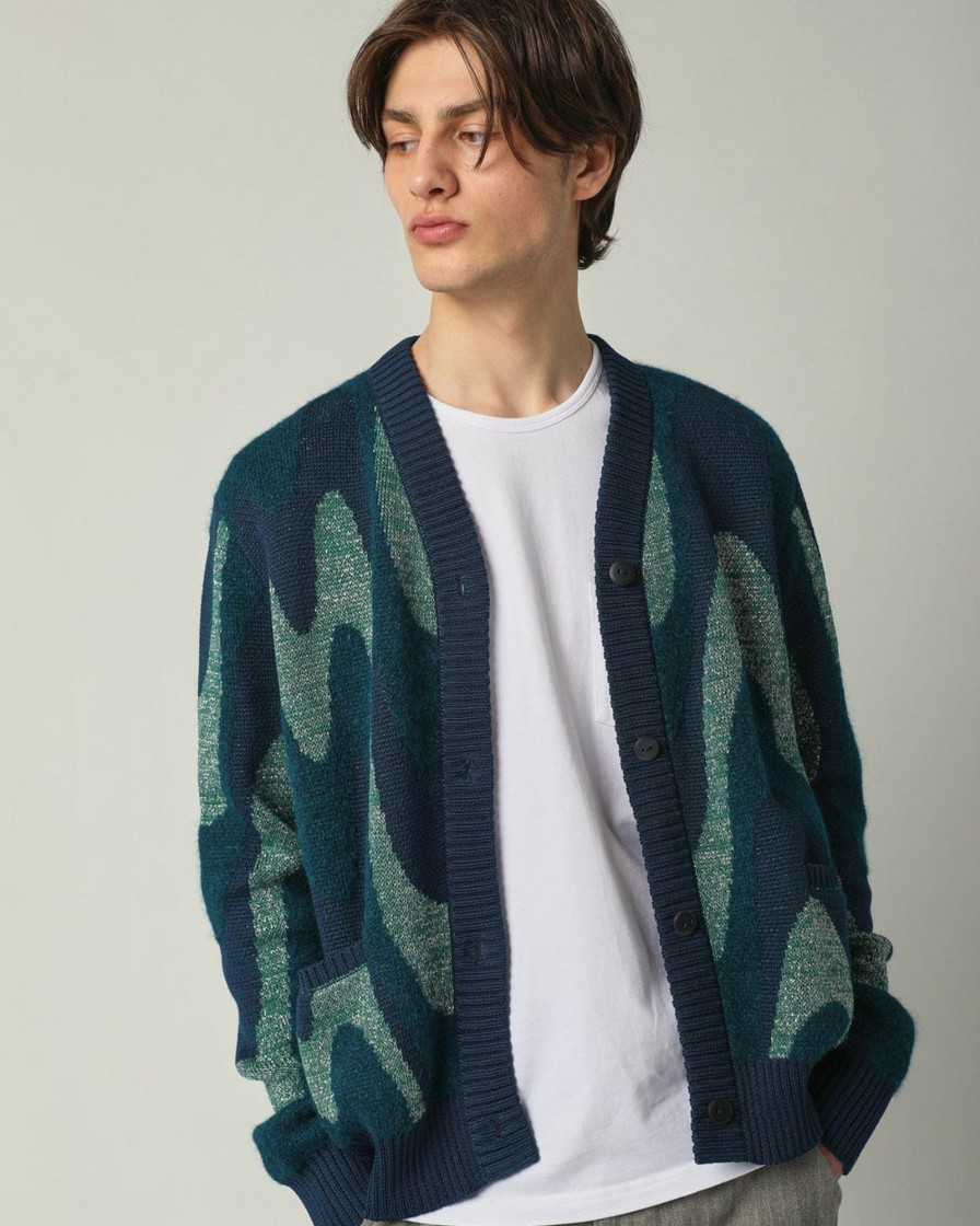 Knitwear Corridor | Shimmerwavecardigan