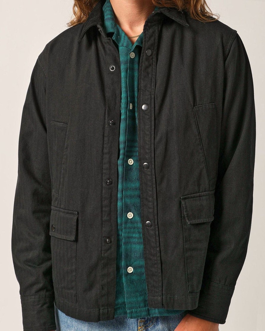 Outerwear Corridor | Herringbonecitybarncoat-Black